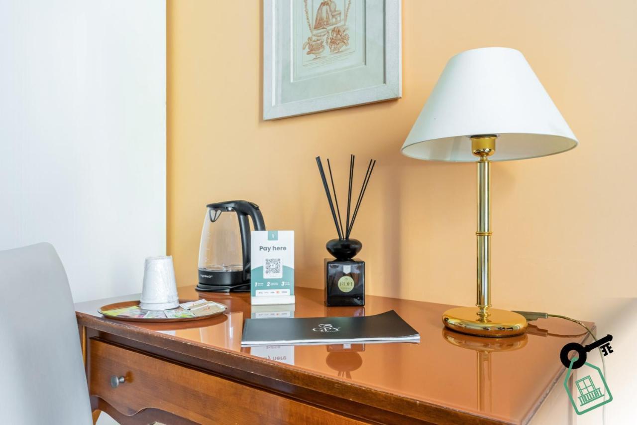 Hotel Rooms Lago Maggiore Verbania Esterno foto